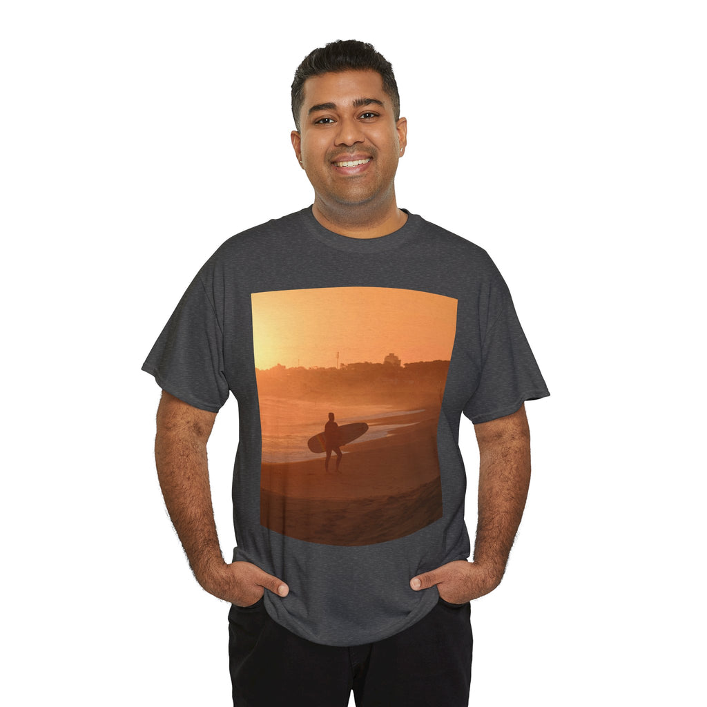 T-shirt unisexe en coton lourd Sunset Surf Vibes