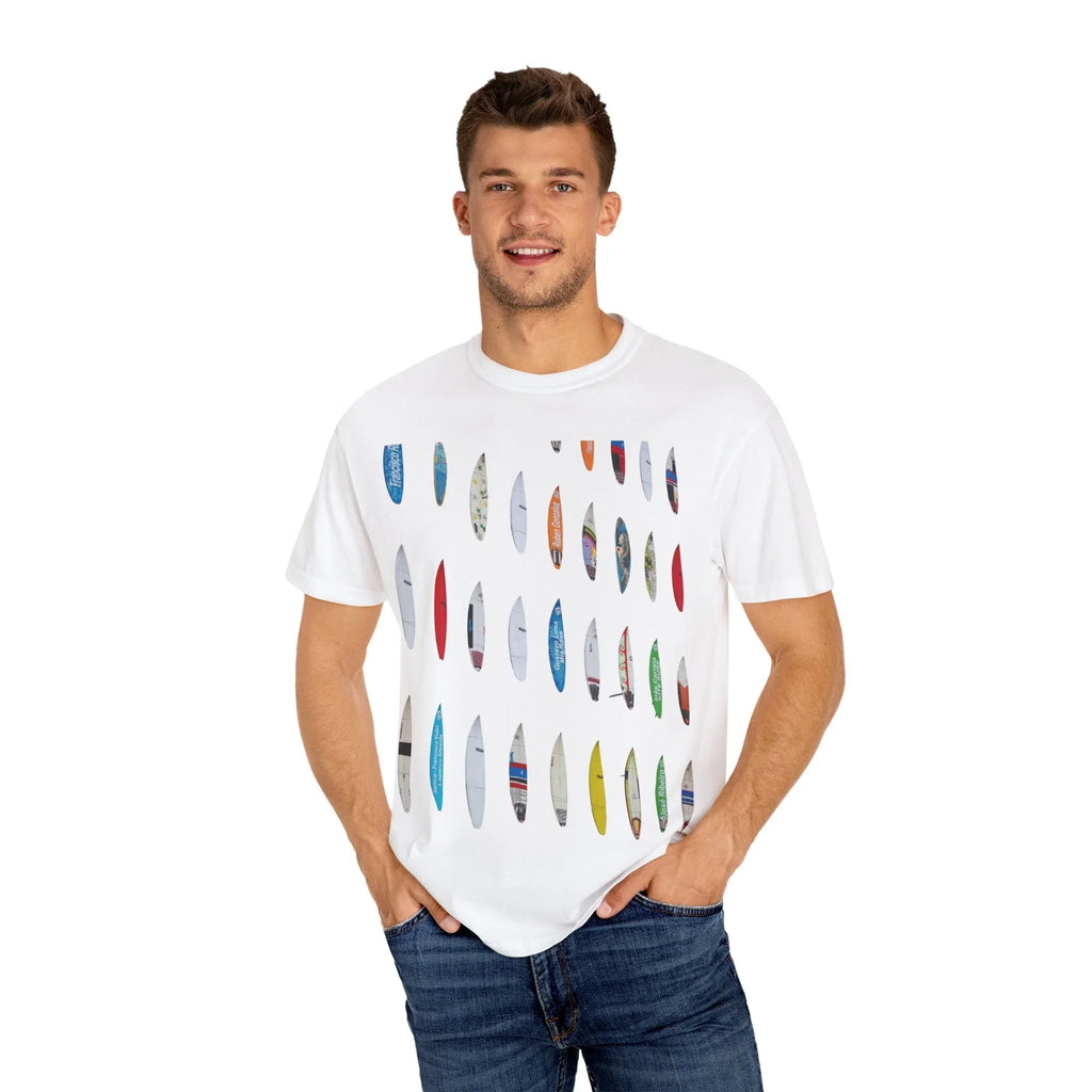 T-shirt Surfboard unisexe artistique coloré, vêtements décontractés de tous les jours, cadeau d'amoureux de l'art, vêtements de festival, vibrations d'été, t-shirt unique Printify