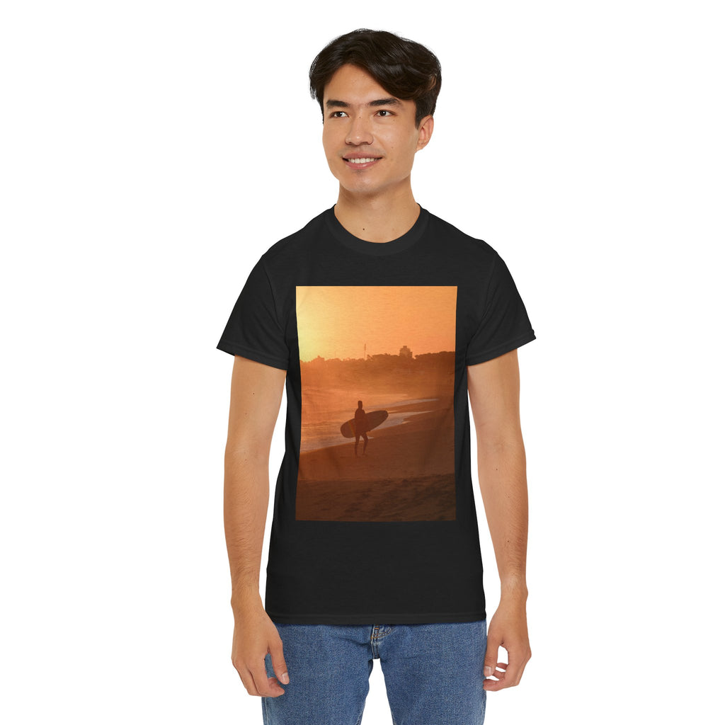 T-shirt unisexe en coton lourd Sunset Surf Vibes